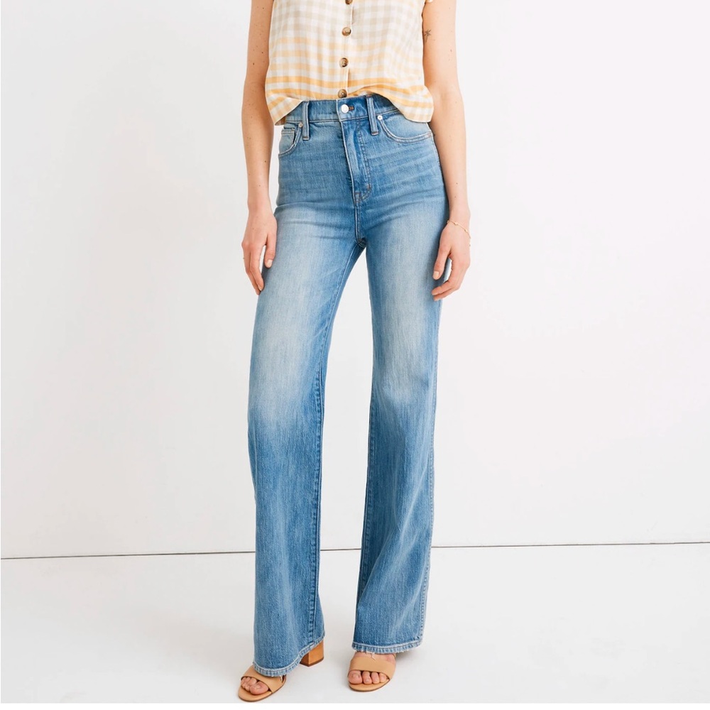 Madewell Size 27 11” high rise flare arbordale wash